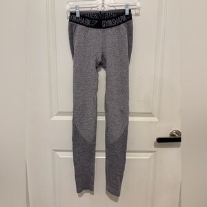 Gymshark Navy & Purple women’s 2.0 leggings S